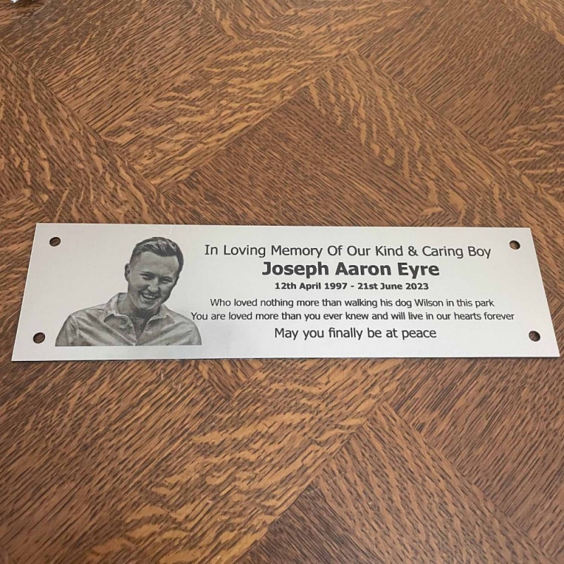 Memorial plaque in remembrance outdoor bench plaque with photograph personalised 25 x 7cm 9.84 x 2.75 inch various colours we also offer custom sizes